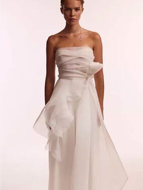 Milla Dreamy blouse with meringue flounce in white